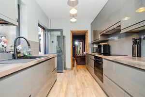 Photo 10- click for photo gallery